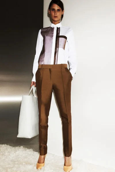 Look 10